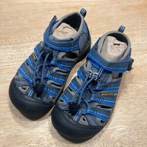 KEEN Newport H2